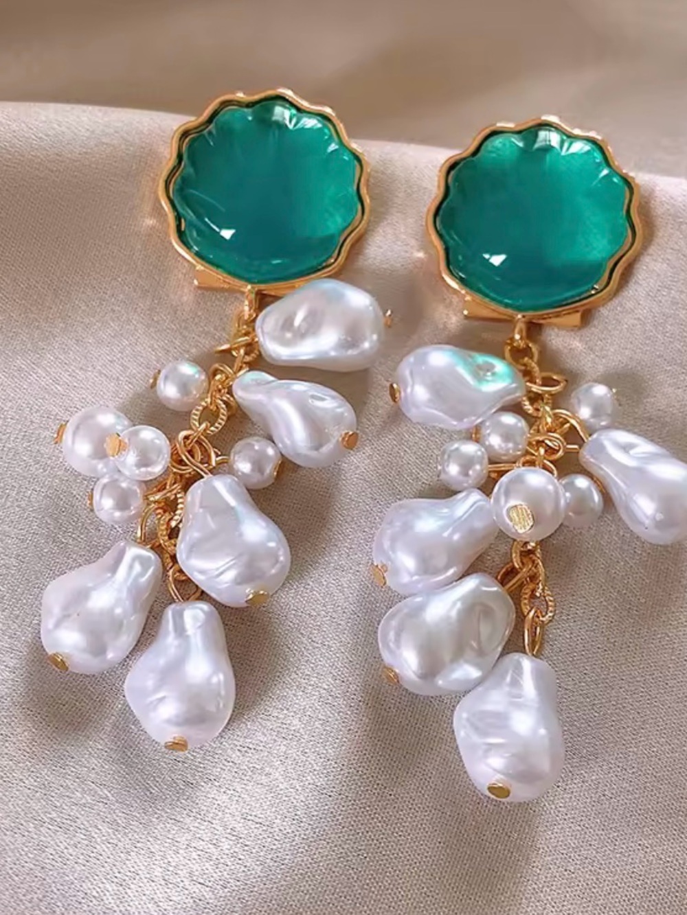 Green Gem and Pearl Drop Earrings - Picture 4 of 4